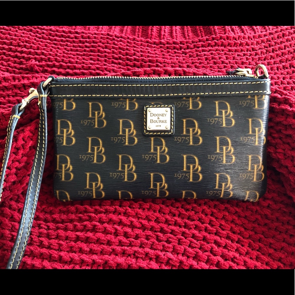 Dooney & Bourke Wristlet